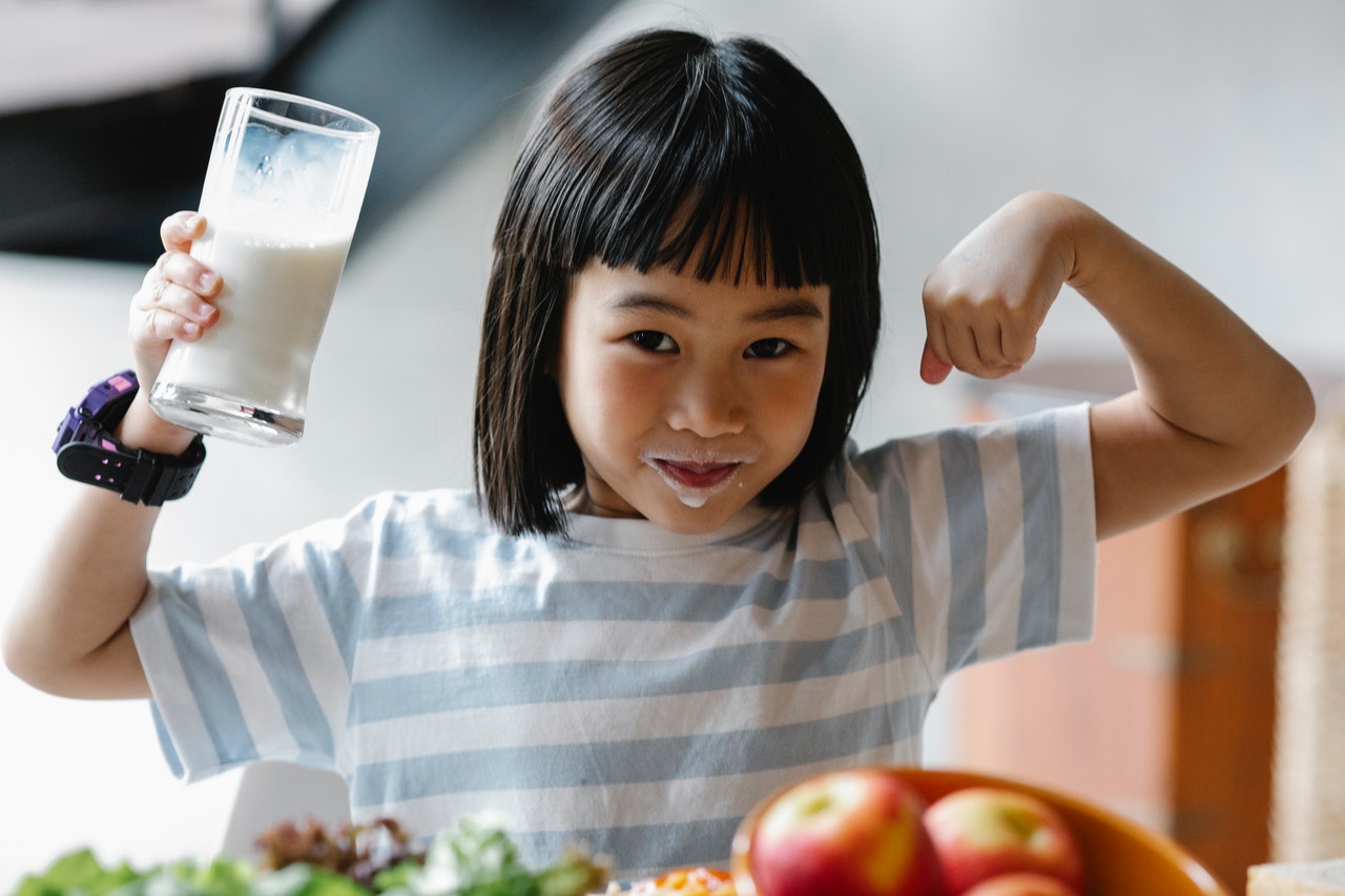 7 reasons to drink raw milk and 2 reasons not to — Nourish with Kristin